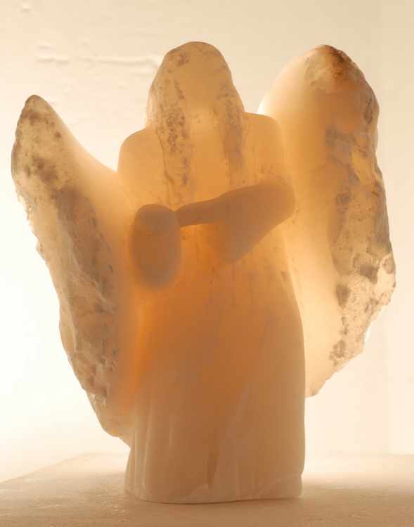 Der Engel des Gebens - Alabaster © Katharina Hansen-Gluschitz